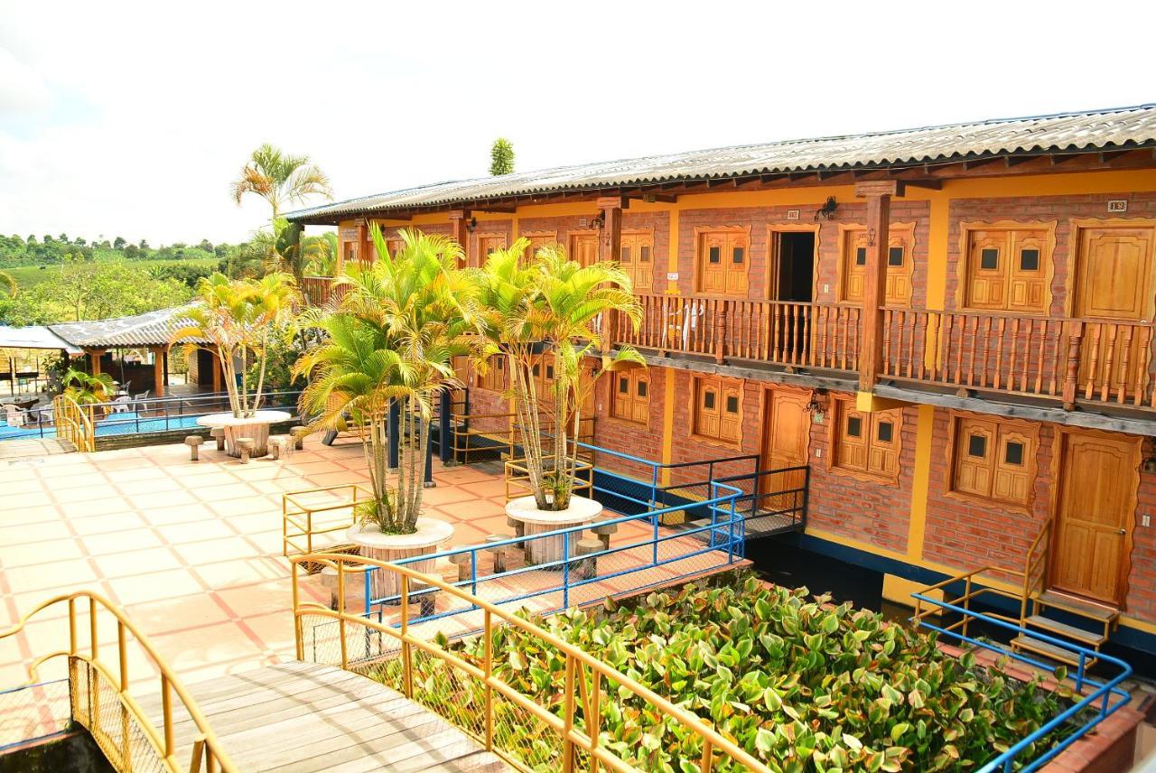 Hotel Campestre Las Bailarinas Армения Экстерьер фото